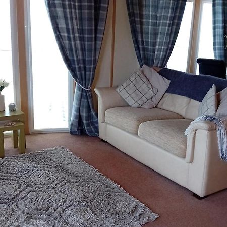 Baytree Lodge At Three Lochs Holiday Park, New Ask About Our Packages Birthday ,Anniversary,Family,Pamper Packages Available Balminnoch Exterior photo