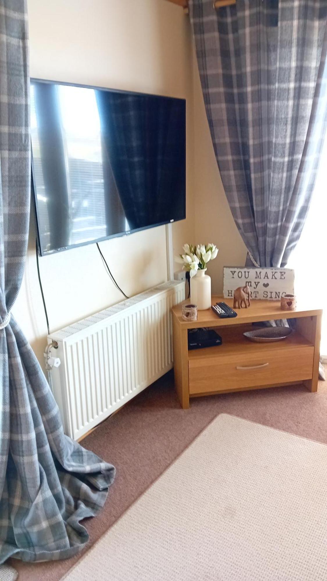 Baytree Lodge At Three Lochs Holiday Park, New Ask About Our Packages Birthday ,Anniversary,Family,Pamper Packages Available Balminnoch Exterior photo